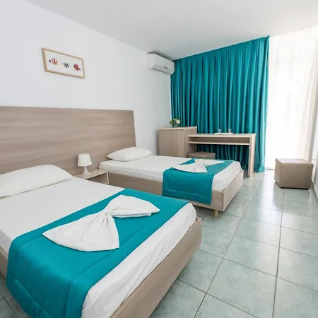 Hotel Favorit