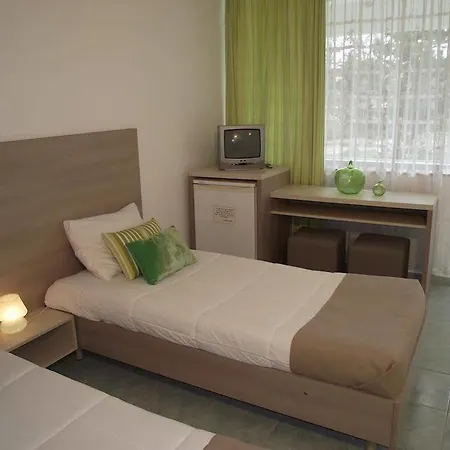 Favorit Hotel