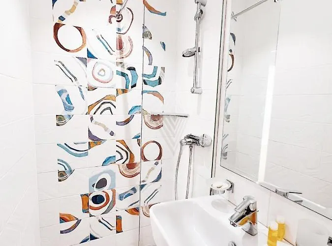 Favorit Ξενοδοχείο 3*