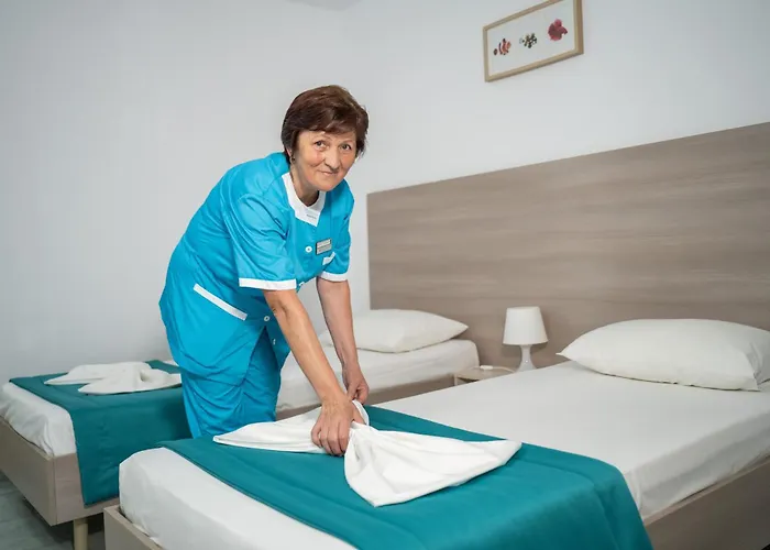 Ξενοδοχείο Favorit 3*