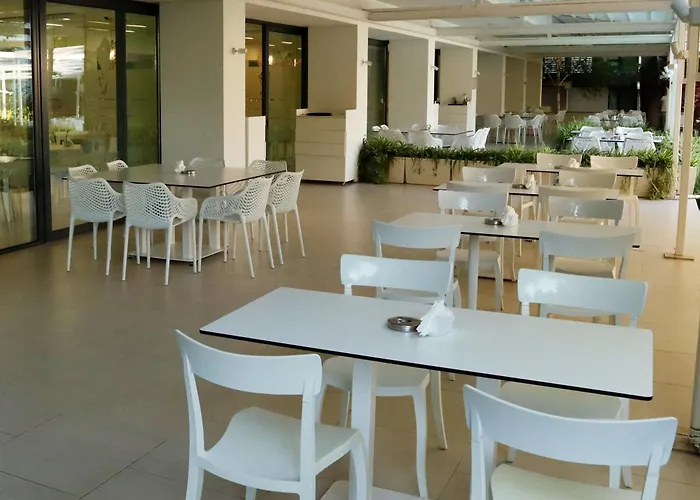 Favorit Ξενοδοχείο